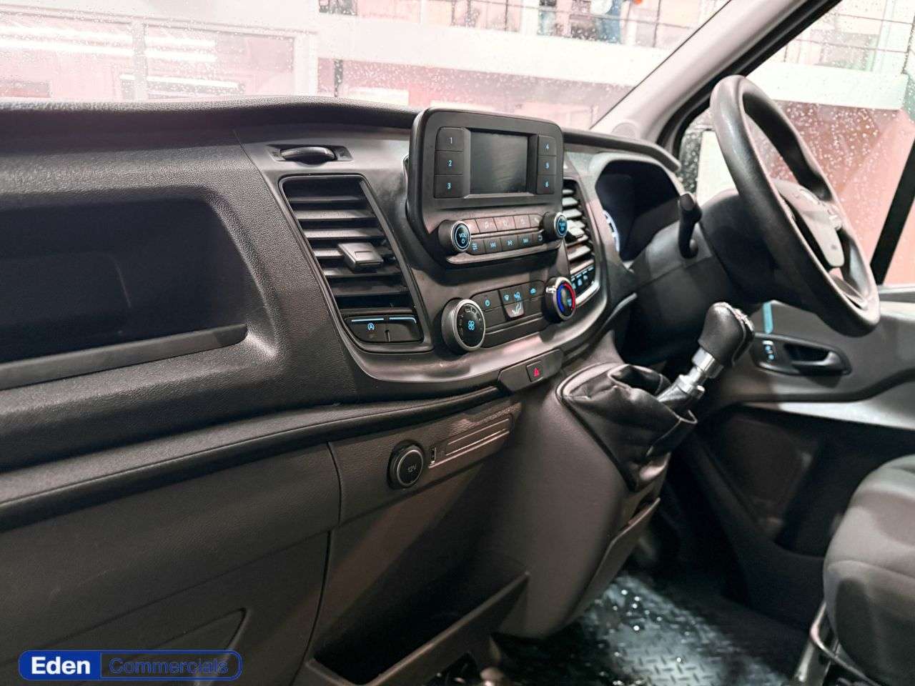 A 2021 FORD TRANSIT 2.0 350 LEADER P/V ECOBLUE 129 BHP * UTILITY * UTILTY + RACKING + CHAPTER 8 A 2021 FORD TRANSIT 2.0 350 LEADER P/V ECOBLUE 129 BHP * UTILITY * UTILTY + RACKING + CHAPTER 8