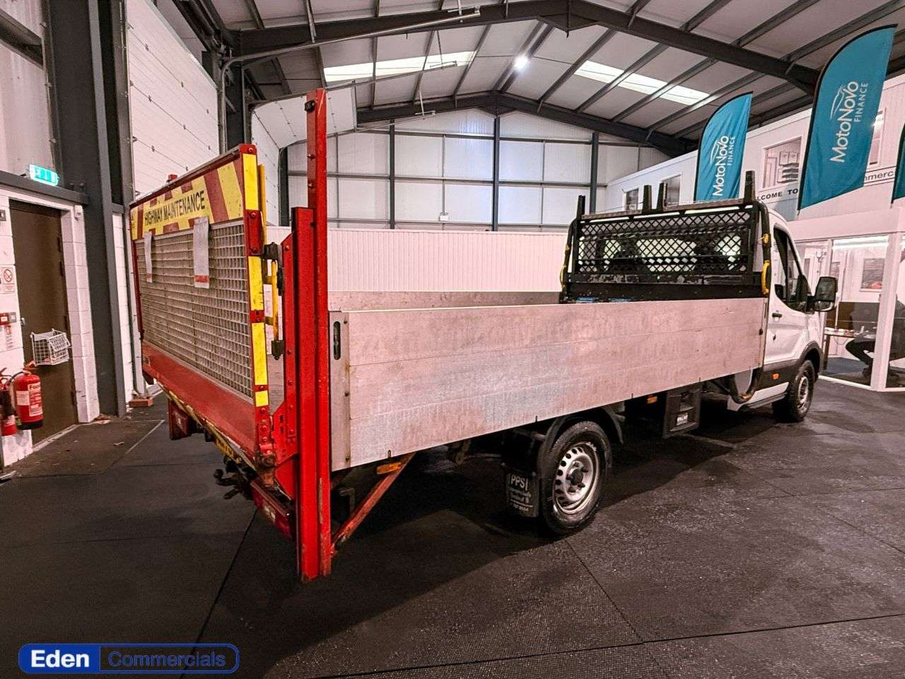 A 2020 FORD TRANSIT 2.0 350 LEADER CRC ECOBLUE 129 BHP DROPSIDE WITH TAIL LIFT TOW BAR + REVERS A 2020 FORD TRANSIT 2.0 350 LEADER CRC ECOBLUE 129 BHP DROPSIDE WITH TAIL LIFT TOW BAR + REVERS