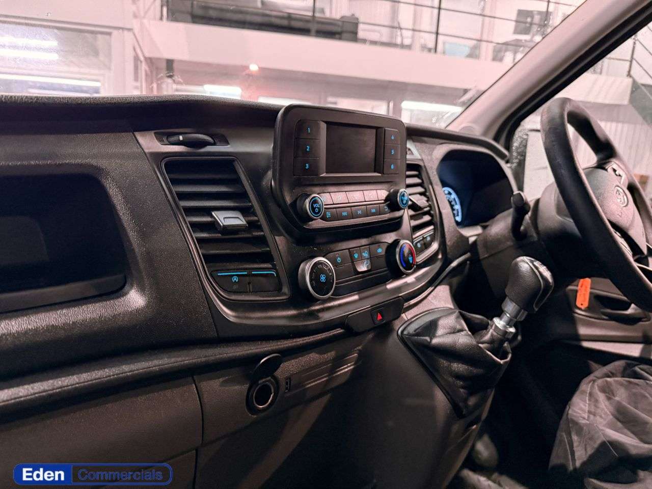 A 2020 FORD TRANSIT 2.0 350 LEADER CRC ECOBLUE 129 BHP DROPSIDE WITH TAIL LIFT TOW BAR + REVERS A 2020 FORD TRANSIT 2.0 350 LEADER CRC ECOBLUE 129 BHP DROPSIDE WITH TAIL LIFT TOW BAR + REVERS