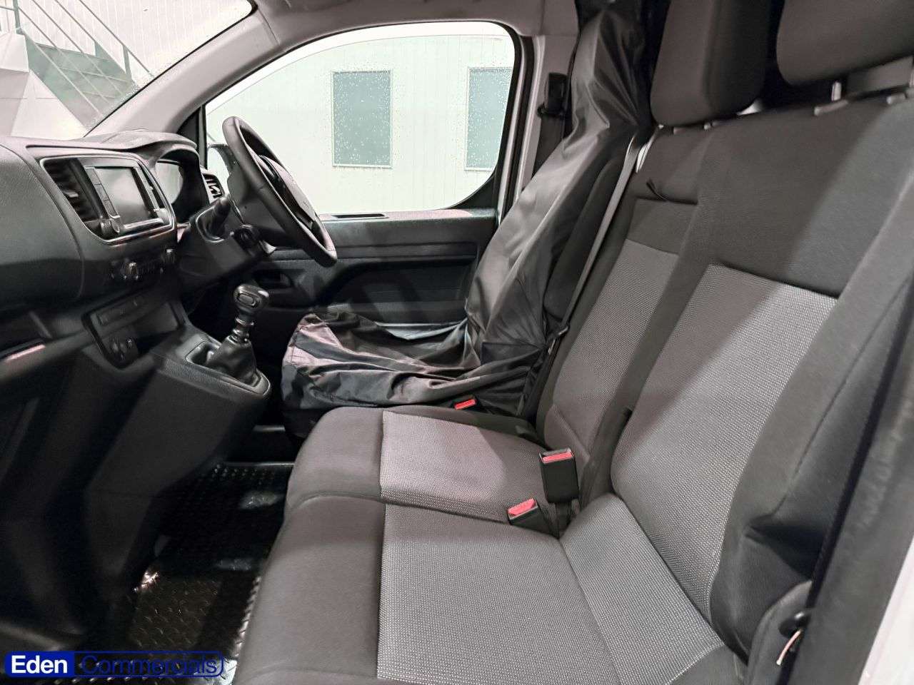 A 2024 CITROEN DISPATCH XL 1000 DRIVER EDITION BLUEHDI S/S 5d 101 BHP CITROEN WARRANTY 2027 A 2024 CITROEN DISPATCH XL 1000 DRIVER EDITION BLUEHDI S/S 5d 101 BHP CITROEN WARRANTY 2027