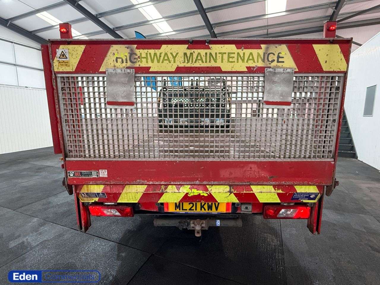 A 2021 FORD TRANSIT 2.0 350 LEADER C/C ECOBLUE 5d 129 BHP DROPSIDE WITH TAIL LIFT NEW TIMING BE A 2021 FORD TRANSIT 2.0 350 LEADER C/C ECOBLUE 5d 129 BHP DROPSIDE WITH TAIL LIFT NEW TIMING BE