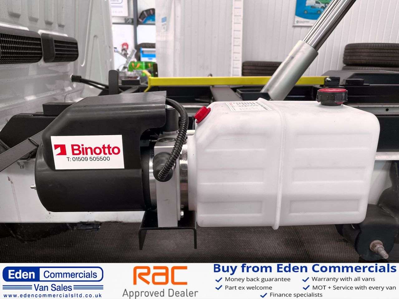 A 2024 FORD TRANSIT 2.0 350 EcoBlue Leader Chassis Double Cab 4dr Diesel Manual RWD L3 Euro 6 ( A 2024 FORD TRANSIT 2.0 350 EcoBlue Leader Chassis Double Cab 4dr Diesel Manual RWD L3 Euro 6 (