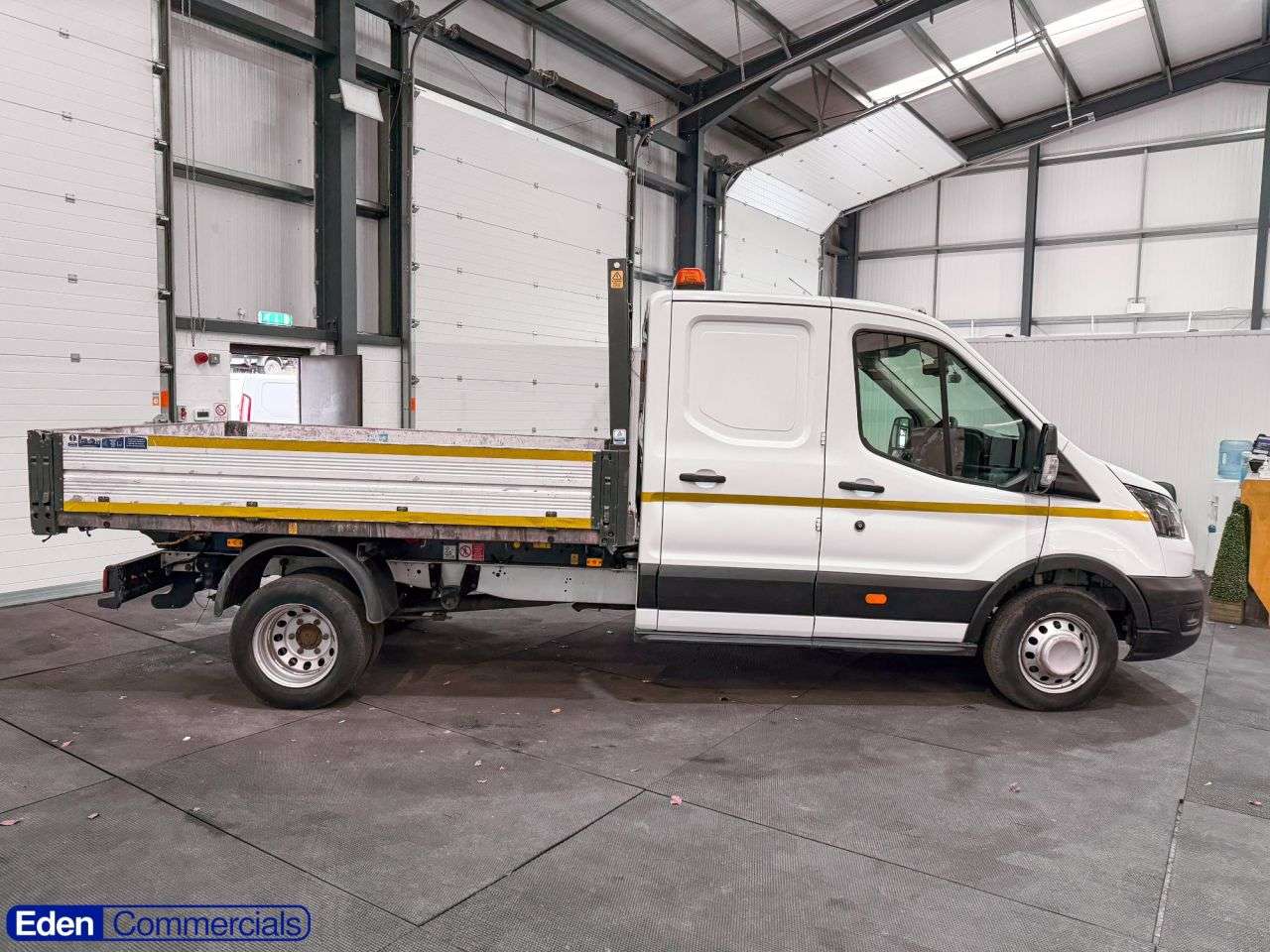 A 2021 FORD TRANSIT 2.0 350 LEADER CRC ECOBLUE 129 BHP * DOUBLE CAB UTILITY TIPPER * UTILITY TI A 2021 FORD TRANSIT 2.0 350 LEADER CRC ECOBLUE 129 BHP * DOUBLE CAB UTILITY TIPPER * UTILITY TI