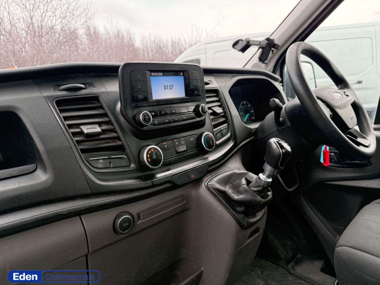 A 2021 FORD TRANSIT 2.0 350 LEADER C/C ECOBLUE 129 BHP DROPSIDE WITH TAIL LIFT NEW TIMING BELT A 2021 FORD TRANSIT 2.0 350 LEADER C/C ECOBLUE 129 BHP DROPSIDE WITH TAIL LIFT NEW TIMING BELT