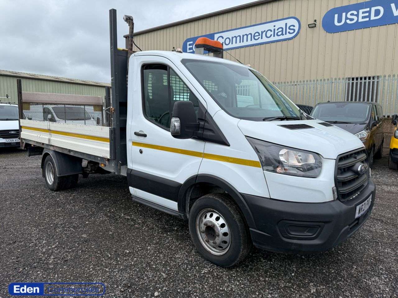 A 2021 FORD TRANSIT 2.0 350 LEADER C/C ECOBLUE 129 BHP DROPSIDE WITH TAIL LIFT NEW TIMING BELT A 2021 FORD TRANSIT 2.0 350 LEADER C/C ECOBLUE 129 BHP DROPSIDE WITH TAIL LIFT NEW TIMING BELT