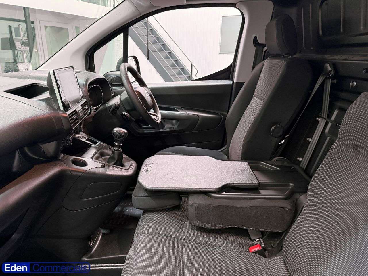 A 2023 CITROEN BERLINGO 1.5 650 ENTERPRISE EDITION M BLUEHDI 101 BHP AIR CON + MEDIA SCREEN + DAB A 2023 CITROEN BERLINGO 1.5 650 ENTERPRISE EDITION M BLUEHDI 101 BHP AIR CON + MEDIA SCREEN + DAB