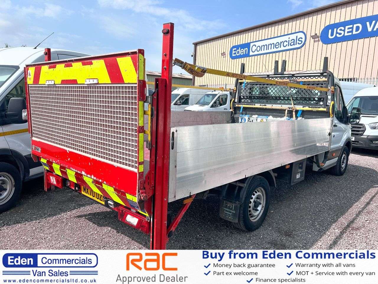 A 2020 FORD TRANSIT 2.0 350 LEADER C/C ECOBLUE 129 BHP DROPSIDE WITH TAIL LIFT NEW TIMING BELT A 2020 FORD TRANSIT 2.0 350 LEADER C/C ECOBLUE 129 BHP DROPSIDE WITH TAIL LIFT NEW TIMING BELT