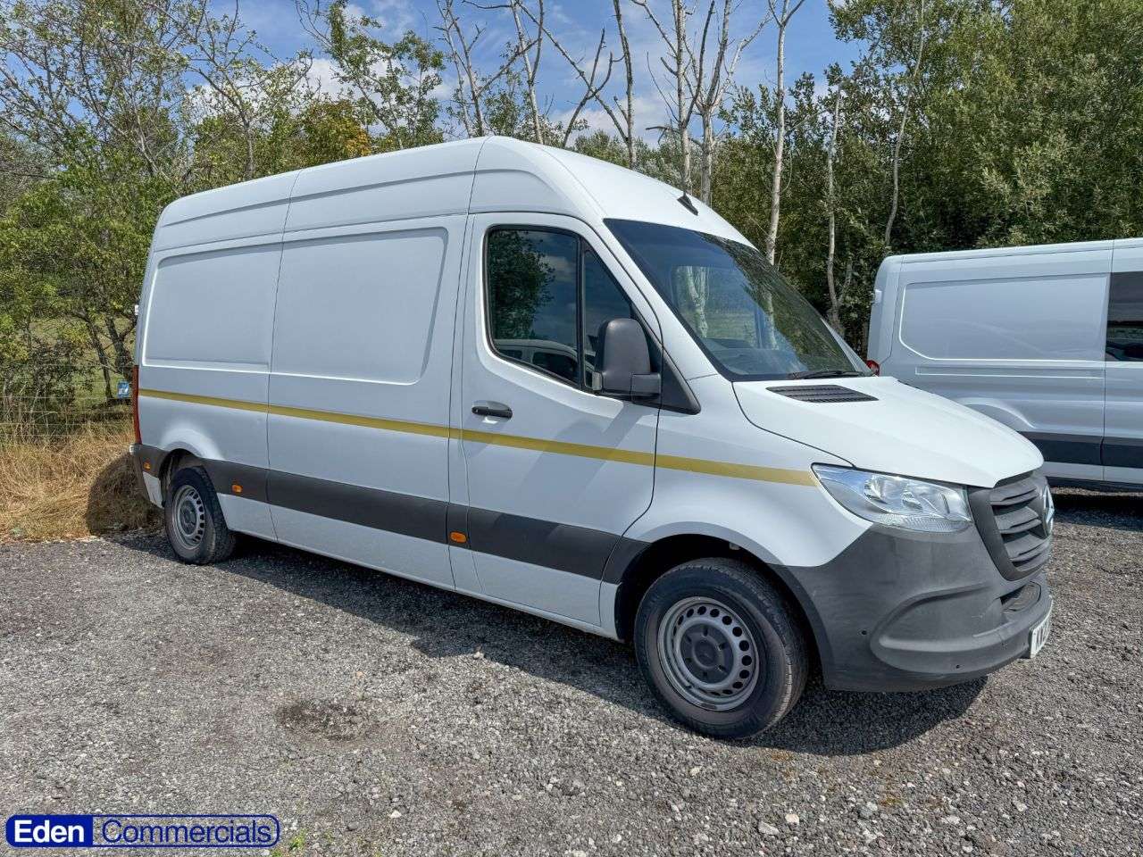 A 2021 MERCEDES-BENZ SPRINTER 2.1 314 CDI PROGRESSIVE 141 BHP UTILITY VAN RAC APPROVED DEALER 200 VANS A 2021 MERCEDES-BENZ SPRINTER 2.1 314 CDI PROGRESSIVE 141 BHP UTILITY VAN RAC APPROVED DEALER 200 VANS