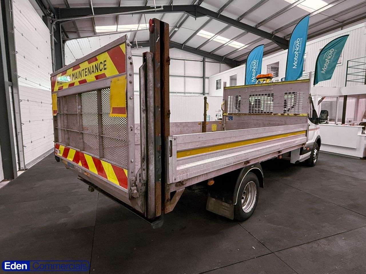 A 2022 FORD TRANSIT 2.0 350 EcoBlue HDT Leader Chassis Cab 2dr Diesel Manual RWD L4 Euro 6 (s/s A 2022 FORD TRANSIT 2.0 350 EcoBlue HDT Leader Chassis Cab 2dr Diesel Manual RWD L4 Euro 6 (s/s