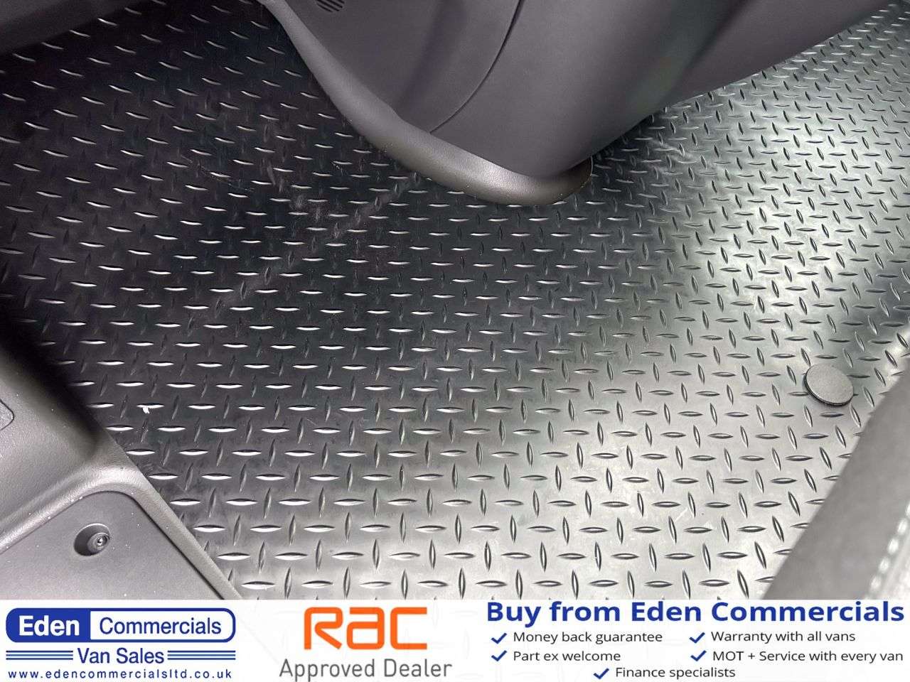 2024 RENAULT TRAFIC 2024 RENAULT TRAFIC