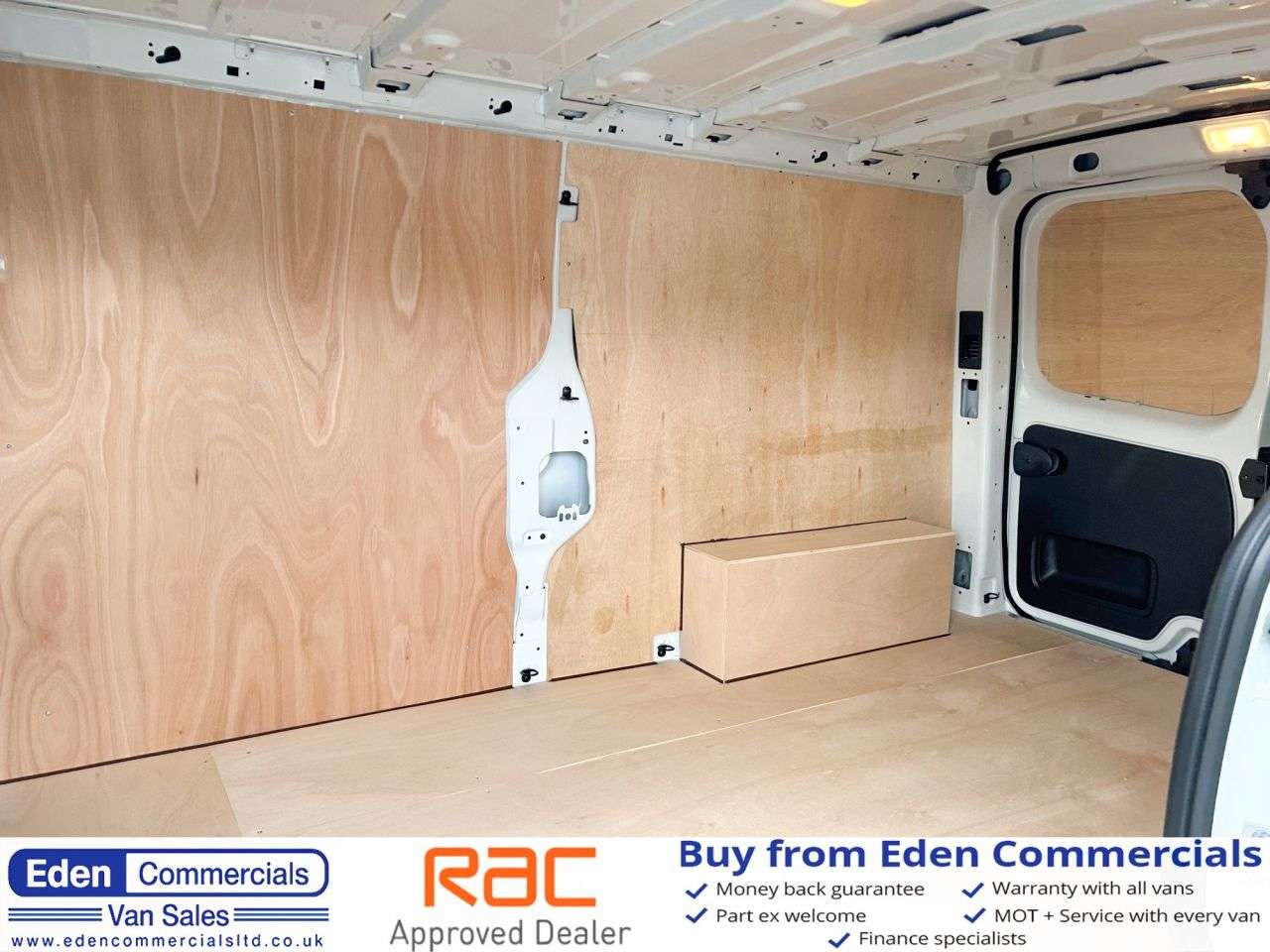 2024 RENAULT TRAFIC 2024 RENAULT TRAFIC