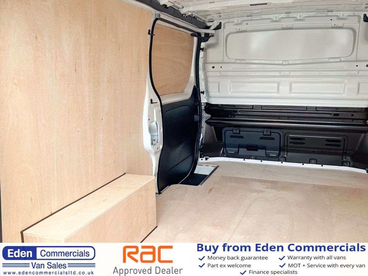 2024 RENAULT TRAFIC 2024 RENAULT TRAFIC