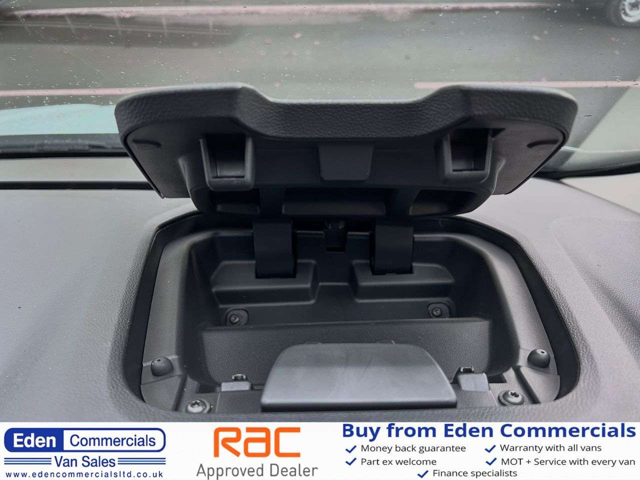 2024 RENAULT TRAFIC 2024 RENAULT TRAFIC