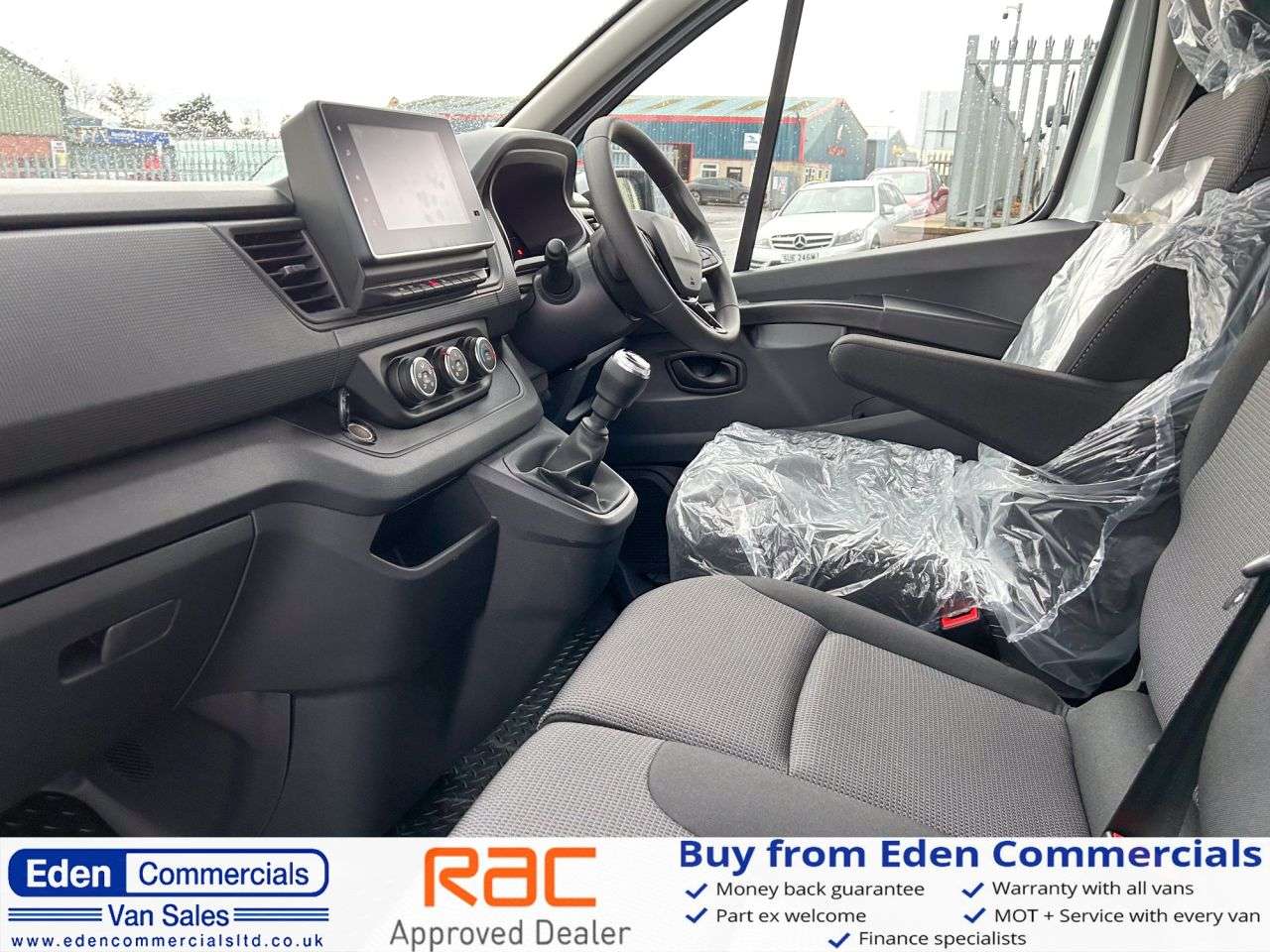 2024 RENAULT TRAFIC 2024 RENAULT TRAFIC