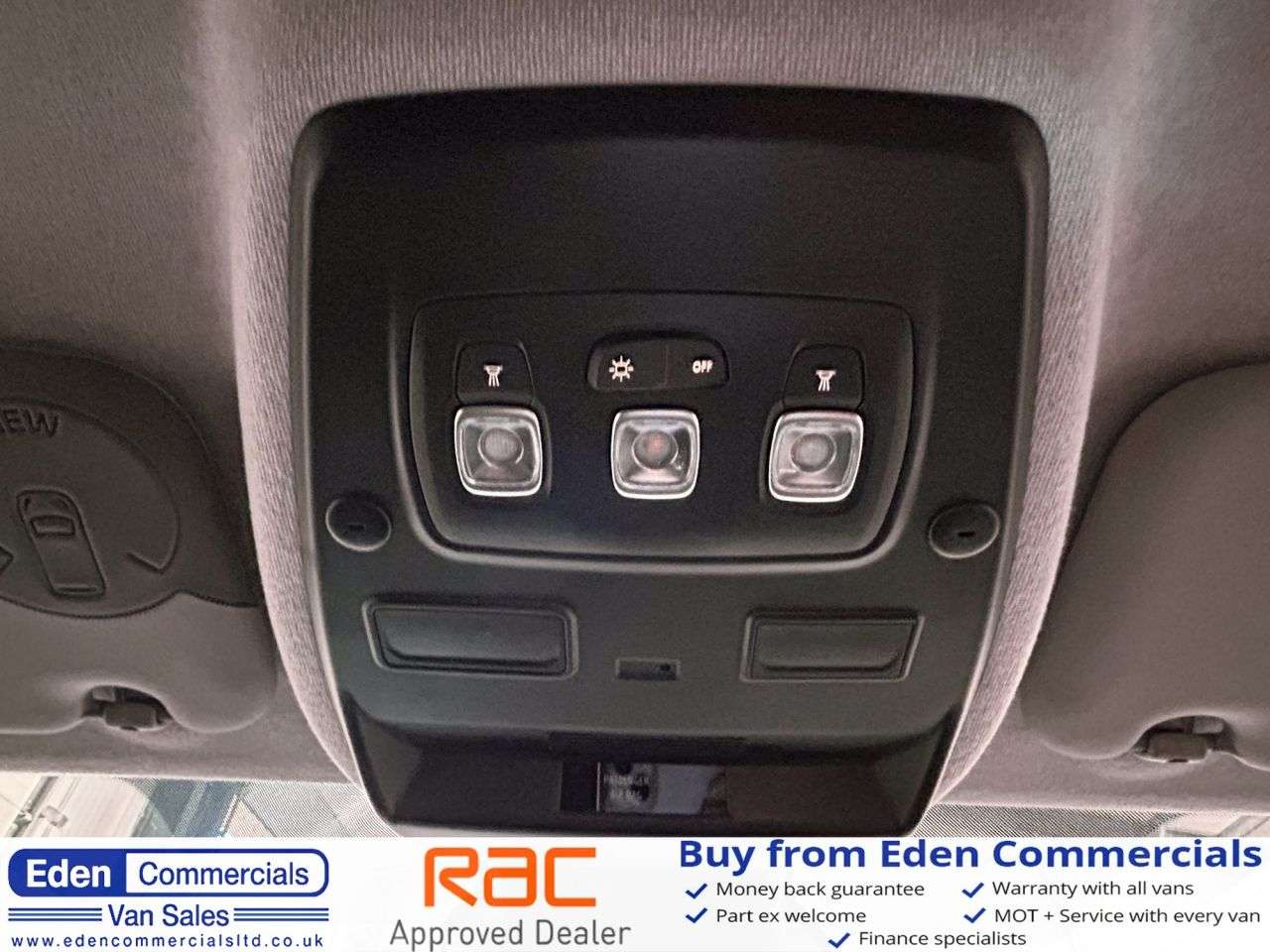 2024 RENAULT TRAFIC 2024 RENAULT TRAFIC