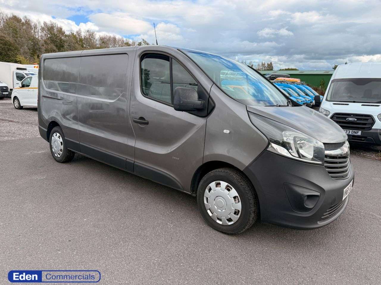 A 2015 VAUXHALL VIVARO 1.6 CDTi 2900 Temperature Controlled 5dr Diesel Manual L2 H1 (170 g/km, 113 A 2015 VAUXHALL VIVARO 1.6 CDTi 2900 Temperature Controlled 5dr Diesel Manual L2 H1 (170 g/km, 113