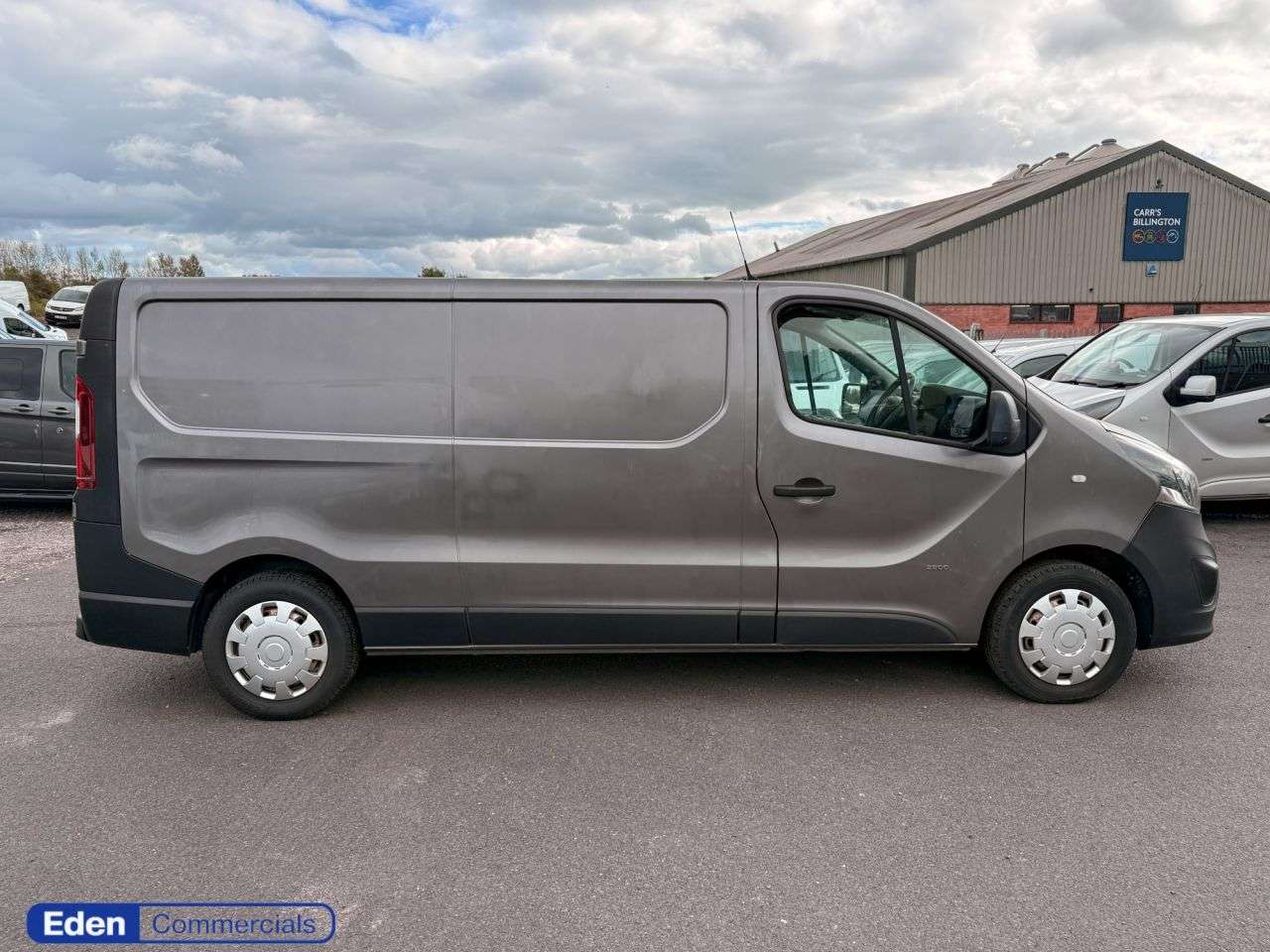 A 2015 VAUXHALL VIVARO 1.6 CDTi 2900 Temperature Controlled 5dr Diesel Manual L2 H1 (170 g/km, 113 A 2015 VAUXHALL VIVARO 1.6 CDTi 2900 Temperature Controlled 5dr Diesel Manual L2 H1 (170 g/km, 113