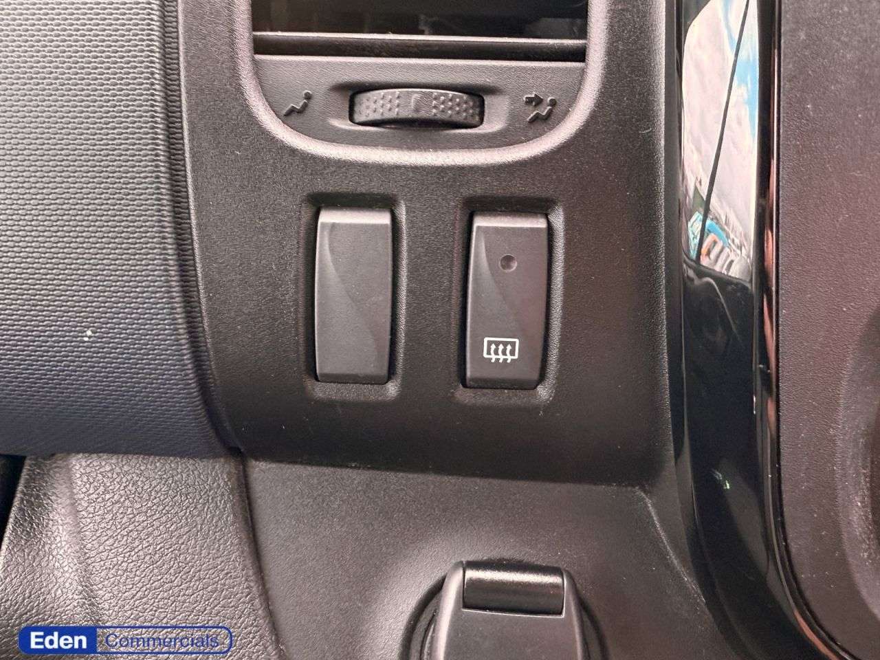 2015 VAUXHALL VIVARO 2015 VAUXHALL VIVARO