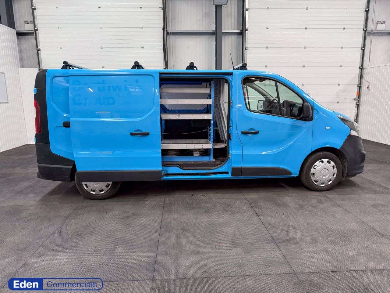 A 2016 VAUXHALL VIVARO 1.6 CDTi 2900 BiTurbo ecoFLEX Panel Van 5dr Diesel Manual L2 H1 Euro 5 (s/s A 2016 VAUXHALL VIVARO 1.6 CDTi 2900 BiTurbo ecoFLEX Panel Van 5dr Diesel Manual L2 H1 Euro 5 (s/s