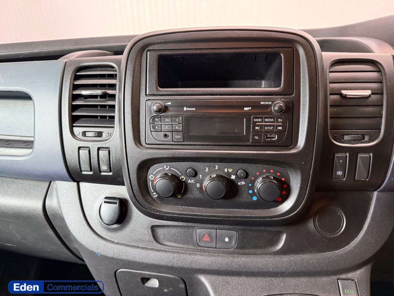 2016 VAUXHALL VIVARO 2016 VAUXHALL VIVARO