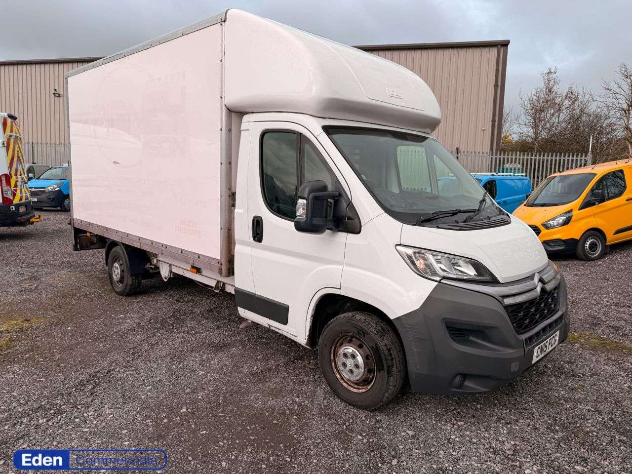 A 2015 CITROEN RELAY 2.2 HDi 35 Chassis Cab 2dr Diesel Manual L3 Euro 5 (130 ps) A 2015 CITROEN RELAY 2.2 HDi 35 Chassis Cab 2dr Diesel Manual L3 Euro 5 (130 ps)