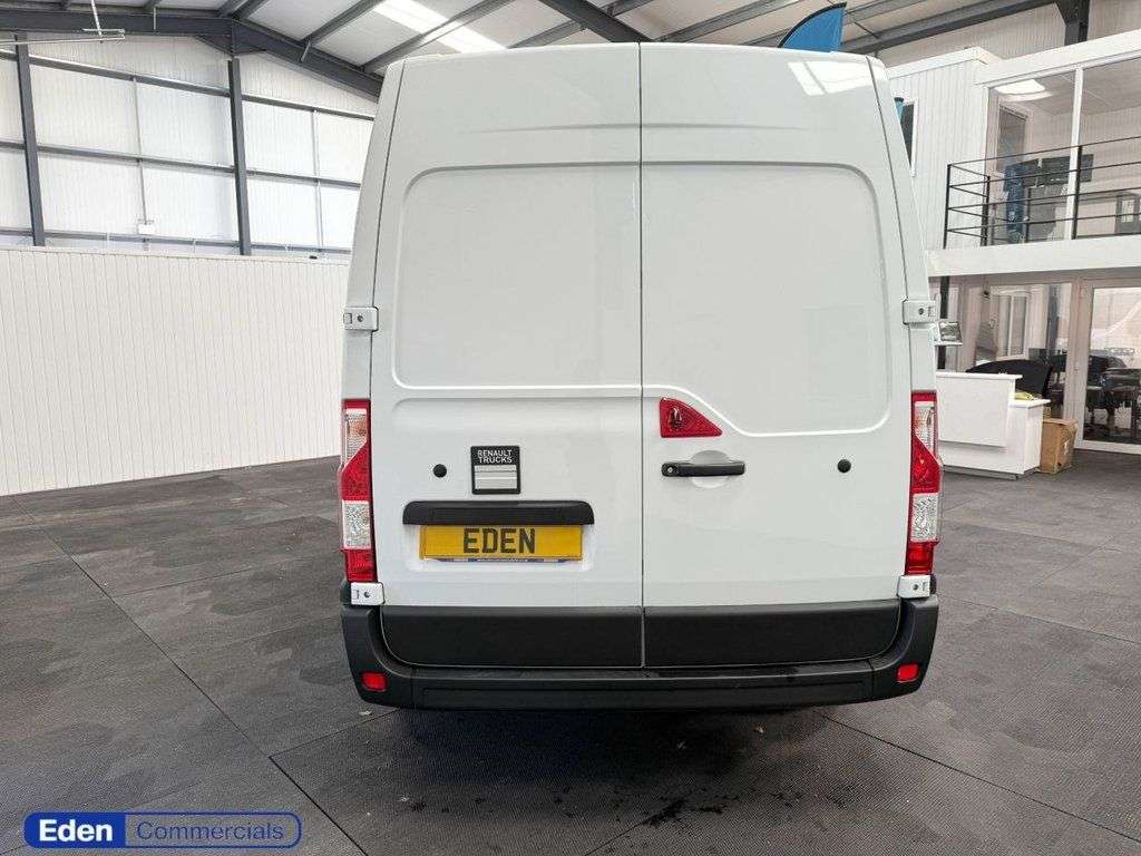 A 2025 RENAULT MASTER 2.0 dCi MM35 Advance Panel Van 5dr Diesel Manual L2 H2 Euro 6 (s/s) (150 ps A 2025 RENAULT MASTER 2.0 dCi MM35 Advance Panel Van 5dr Diesel Manual L2 H2 Euro 6 (s/s) (150 ps
