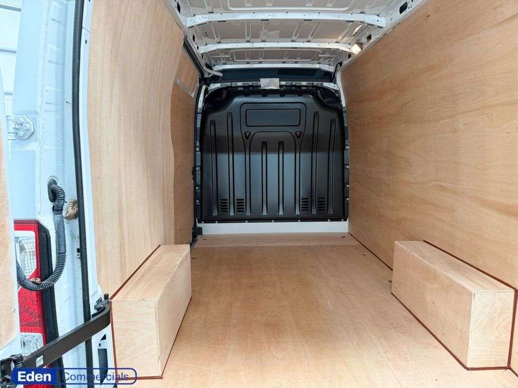 2025 RENAULT MASTER 2025 RENAULT MASTER