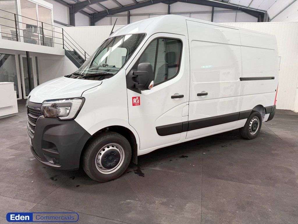 2025 RENAULT MASTER 2025 RENAULT MASTER