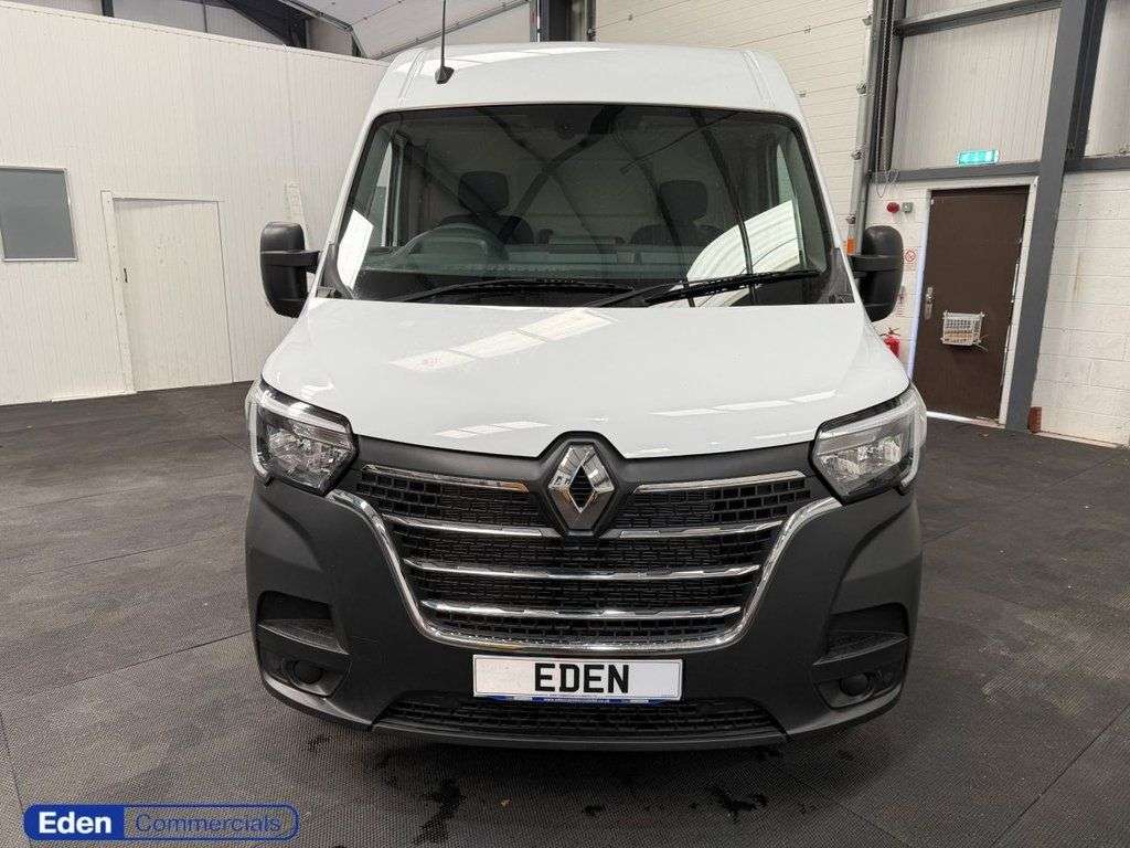 2025 RENAULT MASTER 2025 RENAULT MASTER