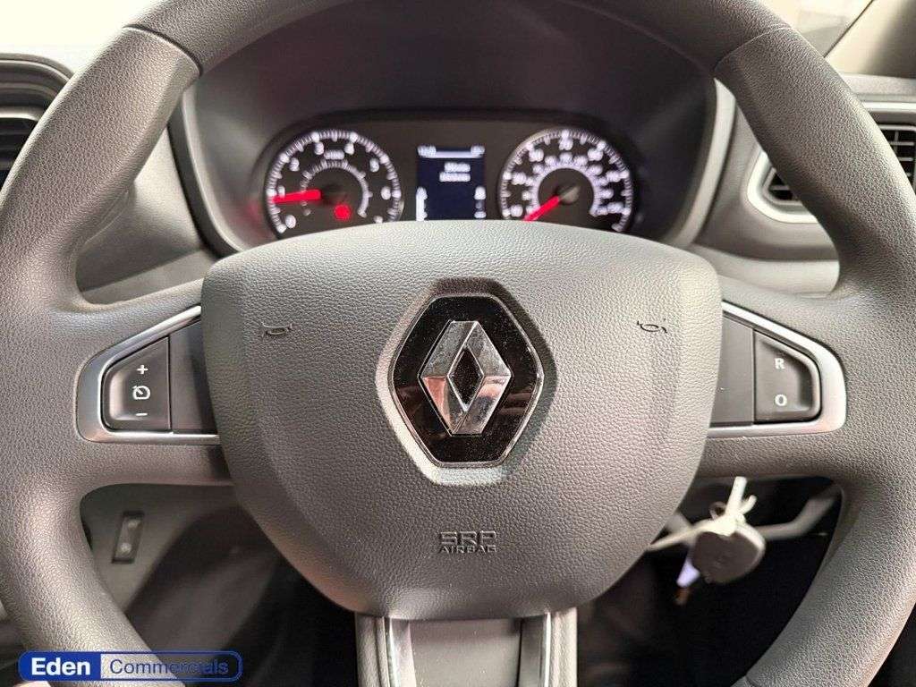 2025 RENAULT MASTER 2025 RENAULT MASTER