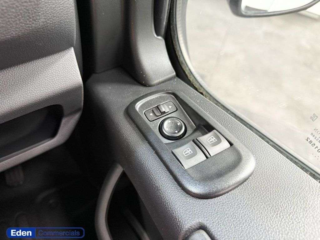2025 RENAULT MASTER 2025 RENAULT MASTER
