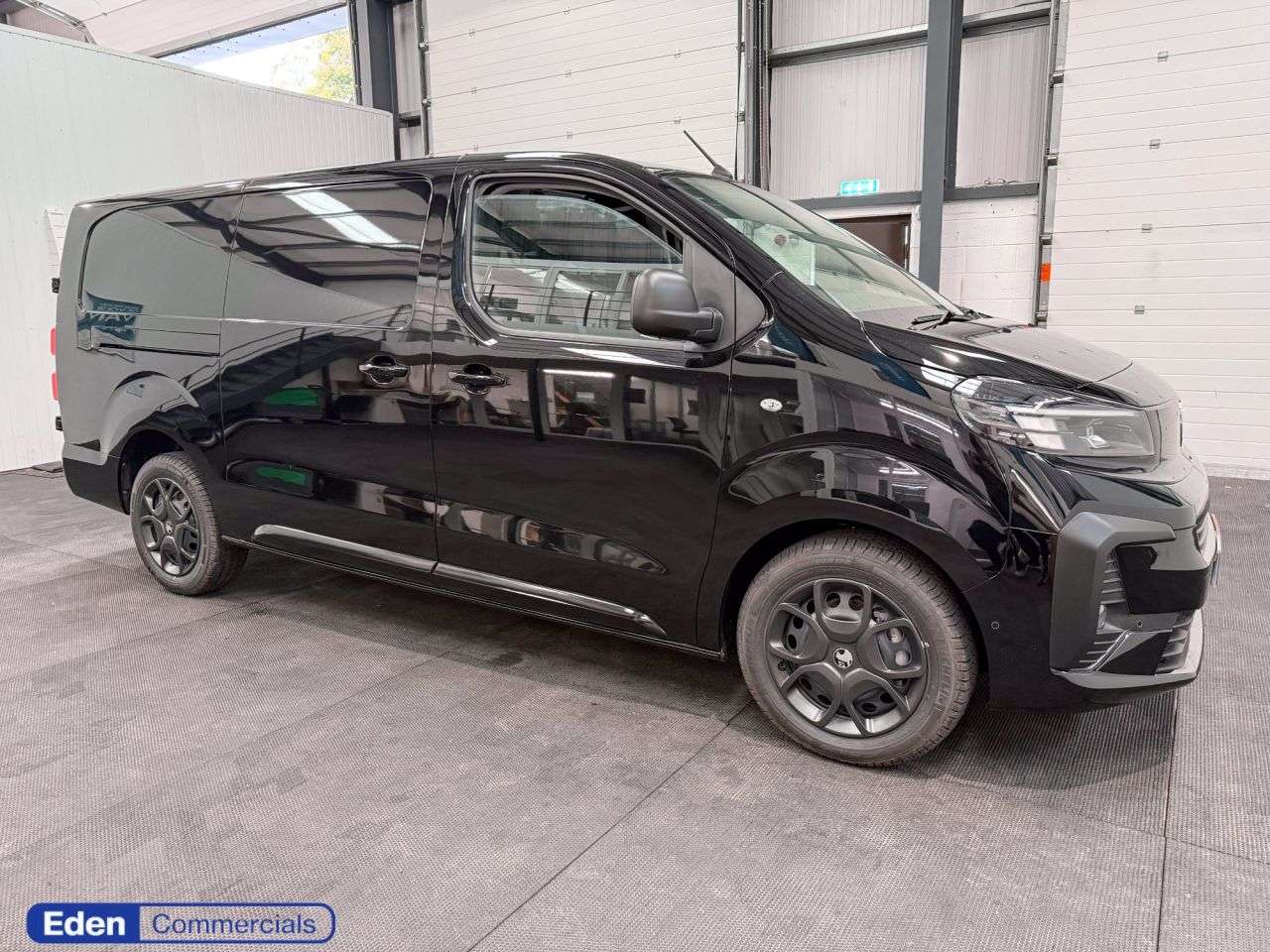 A 2025 VAUXHALL VIVARO 2.0 Turbo D Pro XL Panel Van 6dr Diesel Manual LWB Euro 6 (145 ps) BRAND NE A 2025 VAUXHALL VIVARO 2.0 Turbo D Pro XL Panel Van 6dr Diesel Manual LWB Euro 6 (145 ps) BRAND NE