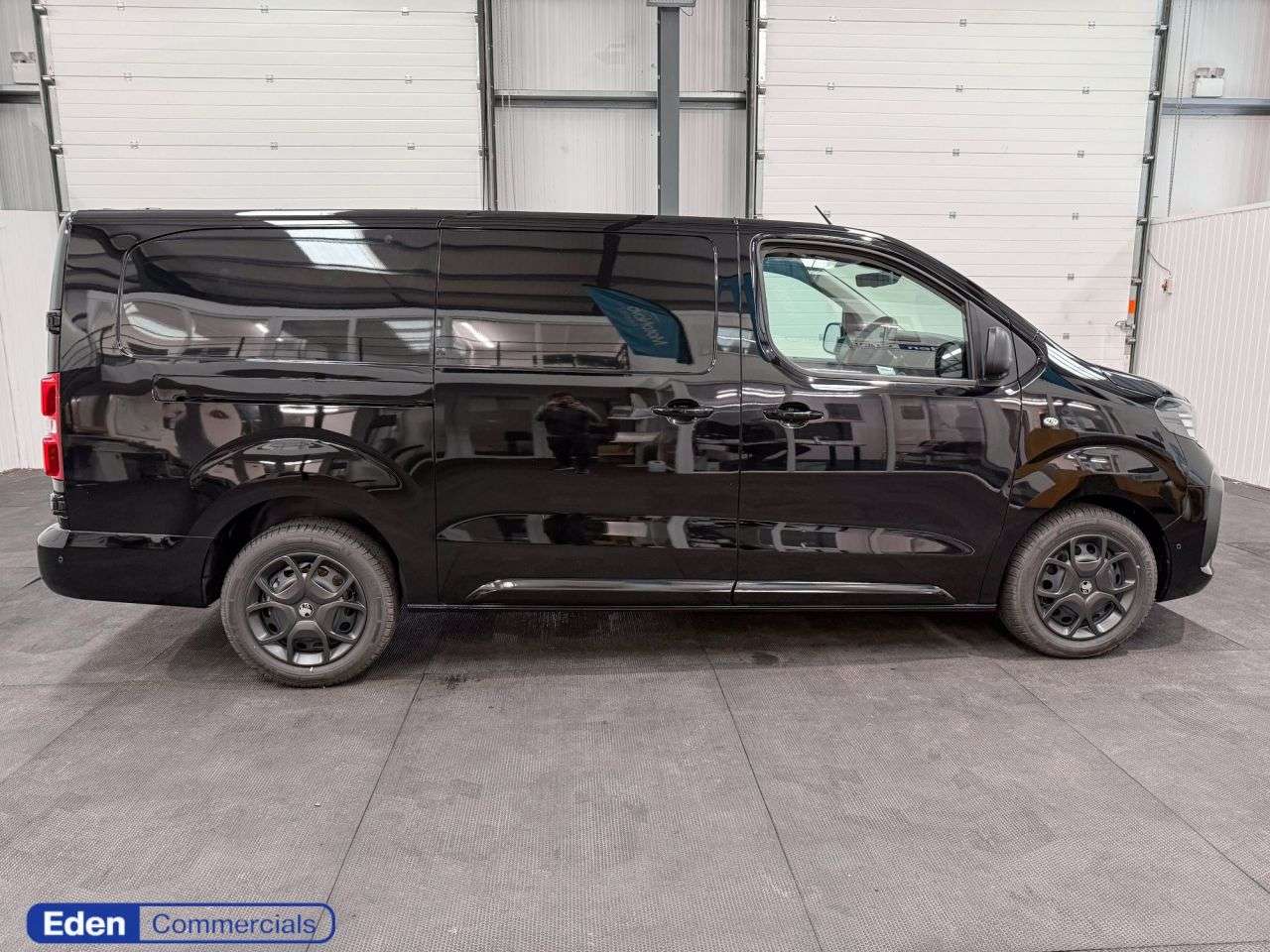 A 2025 VAUXHALL VIVARO 2.0 Turbo D Pro XL Panel Van 6dr Diesel Manual LWB Euro 6 (145 ps) BRAND NE A 2025 VAUXHALL VIVARO 2.0 Turbo D Pro XL Panel Van 6dr Diesel Manual LWB Euro 6 (145 ps) BRAND NE