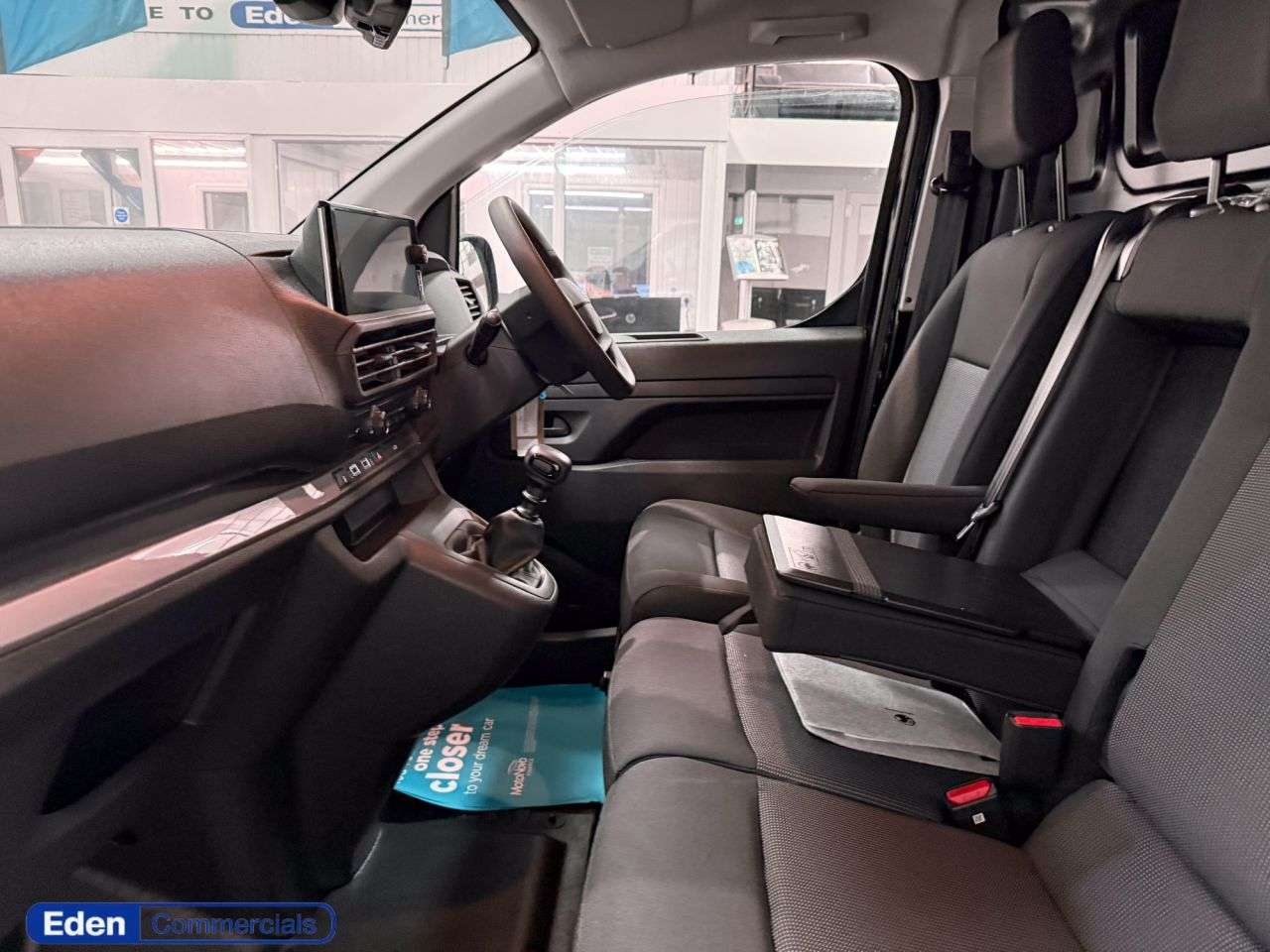 2025 VAUXHALL VIVARO 2025 VAUXHALL VIVARO