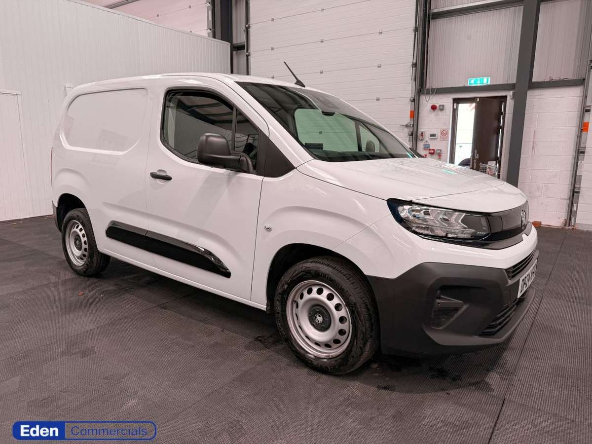 Check out this Vauxhall Combo 2024 Diesel Manual