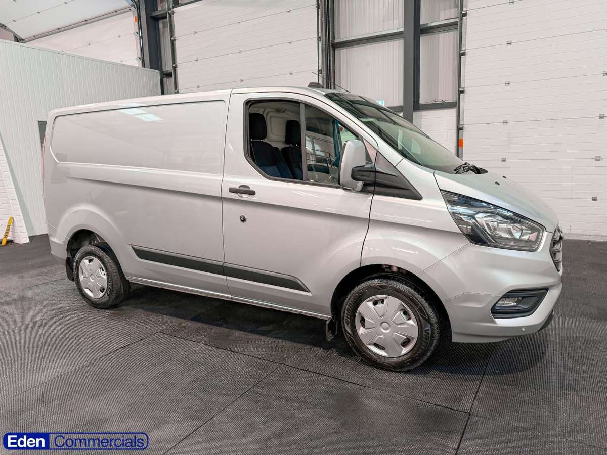 Check out this Ford Transit Custom 2021 Diesel Manual