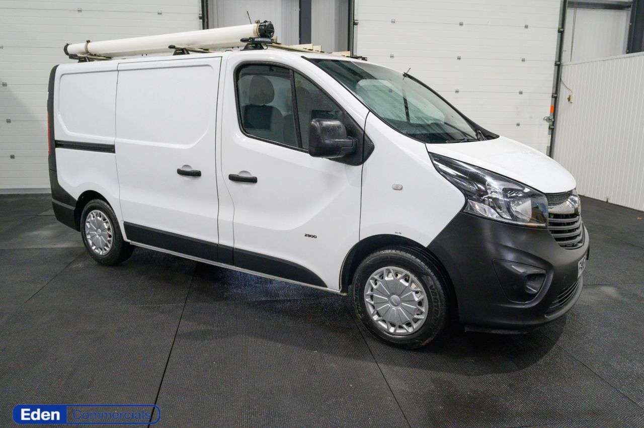 A 2016 VAUXHALL VIVARO 1.6 CDTi 2900 ecoFLEX L1 H1 Euro 5 (s/s) (90 ps) * EX BT * EX BT + RAC APPR A 2016 VAUXHALL VIVARO 1.6 CDTi 2900 ecoFLEX L1 H1 Euro 5 (s/s) (90 ps) * EX BT * EX BT + RAC APPR