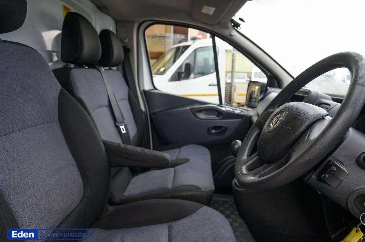 2016 VAUXHALL VIVARO 2016 VAUXHALL VIVARO