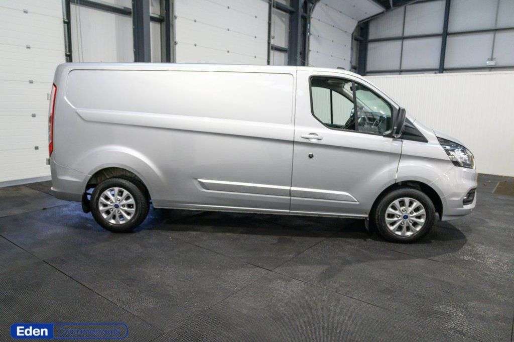 A 2023 FORD TRANSIT CUSTOM 2.0 320 EcoBlue Limited Auto L1 H1 (170 ps) FORD WARRANTY UNTIL SEP 2026 A 2023 FORD TRANSIT CUSTOM 2.0 320 EcoBlue Limited Auto L1 H1 (170 ps) FORD WARRANTY UNTIL SEP 2026