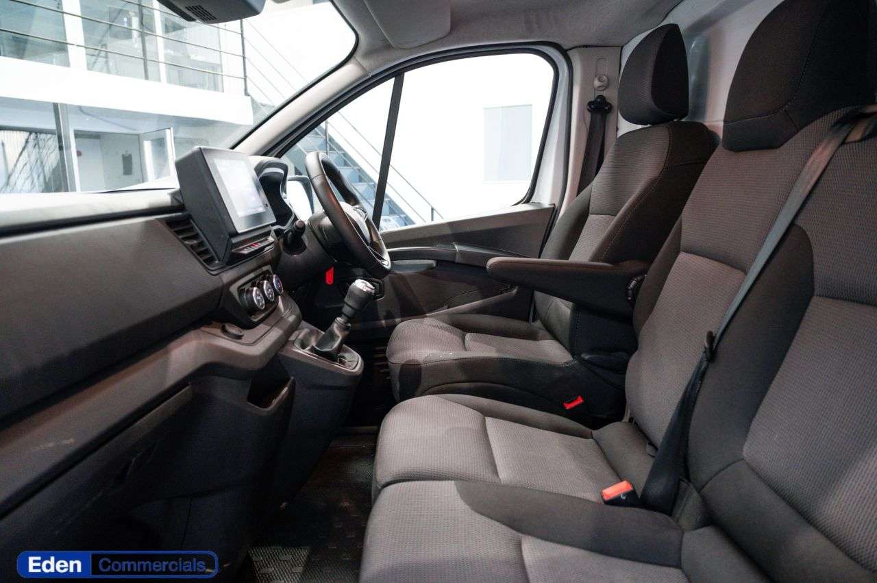 2023 RENAULT TRAFIC 2023 RENAULT TRAFIC