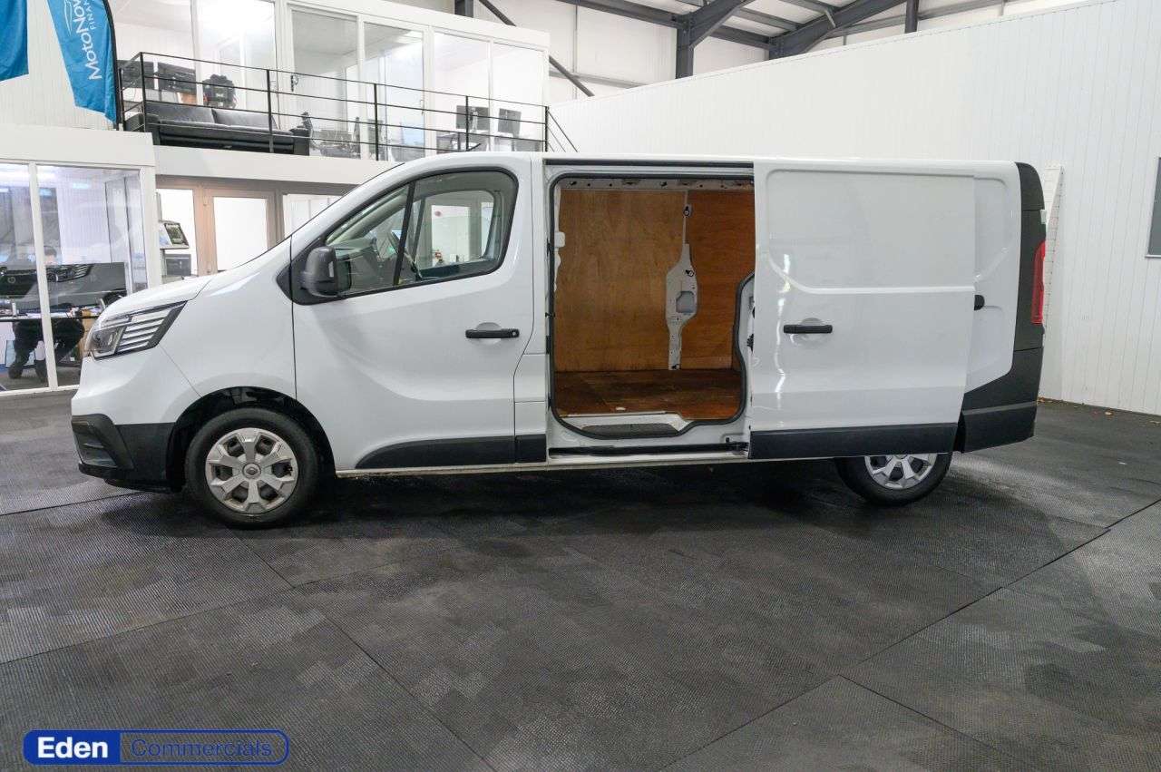 2023 RENAULT TRAFIC 2023 RENAULT TRAFIC