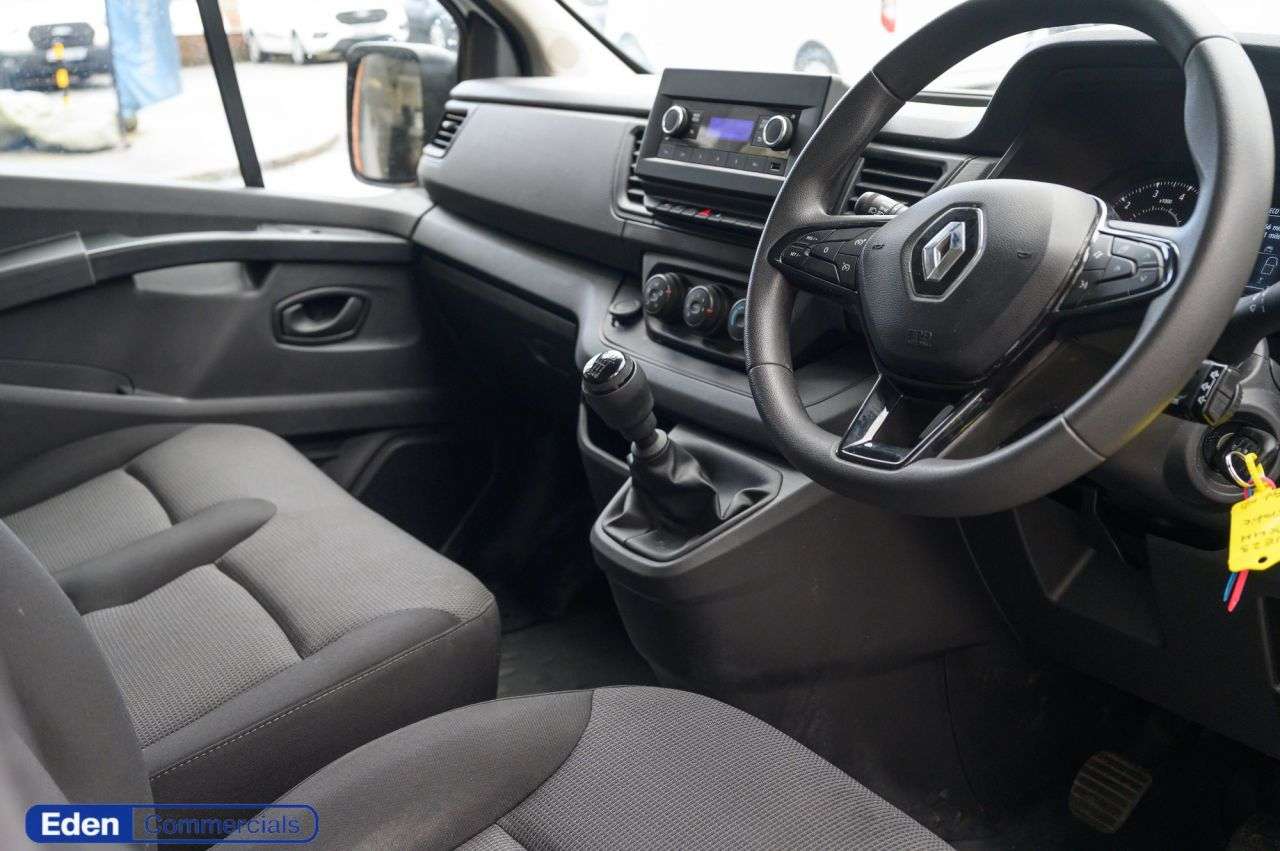 2023 RENAULT TRAFIC 2023 RENAULT TRAFIC