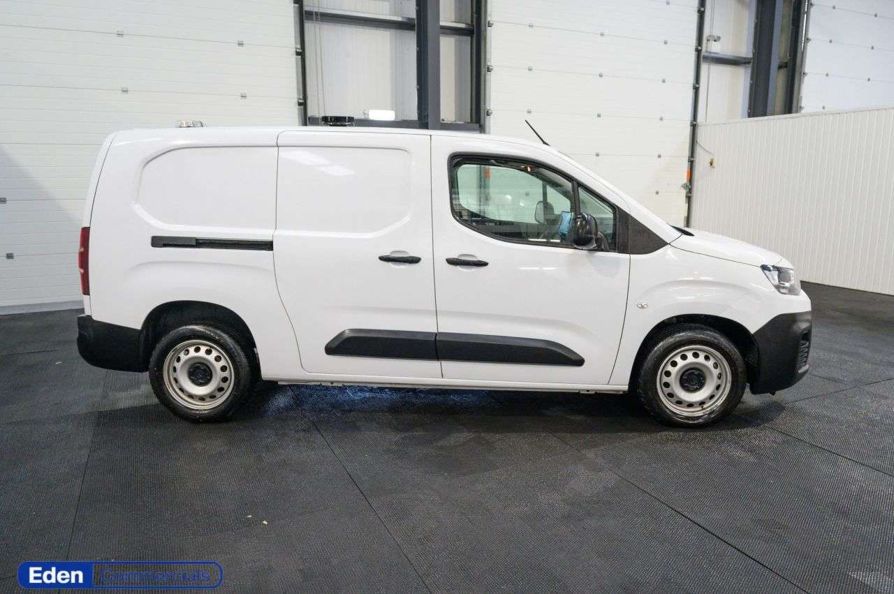 A 2023 CITROEN BERLINGO 1.5 BlueHDi 950 Enterprise Edition XL Panel Van 6dr Diesel Manual LWB Euro A 2023 CITROEN BERLINGO 1.5 BlueHDi 950 Enterprise Edition XL Panel Van 6dr Diesel Manual LWB Euro