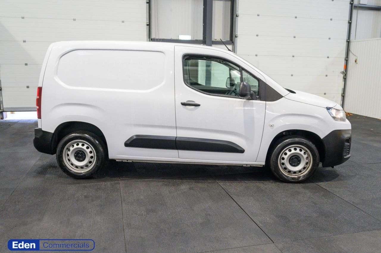 A 2023 CITROEN BERLINGO 1.5 BlueHDi 1000 Enterprise Edition M SWB Euro 6 A 2023 CITROEN BERLINGO 1.5 BlueHDi 1000 Enterprise Edition M SWB Euro 6