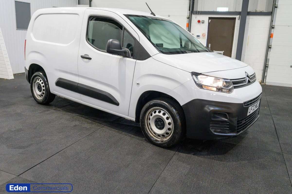 Check out this Citroen Berlingo 2023 Diesel Manual