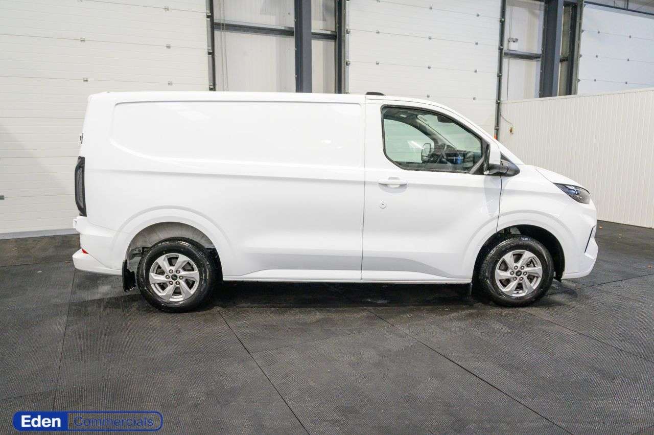 A 2024 FORD TRANSIT CUSTOM 2.0 300 EcoBlue Limited L1 H1 Euro 6 (s/s) (150 ps) A 2024 FORD TRANSIT CUSTOM 2.0 300 EcoBlue Limited L1 H1 Euro 6 (s/s) (150 ps)