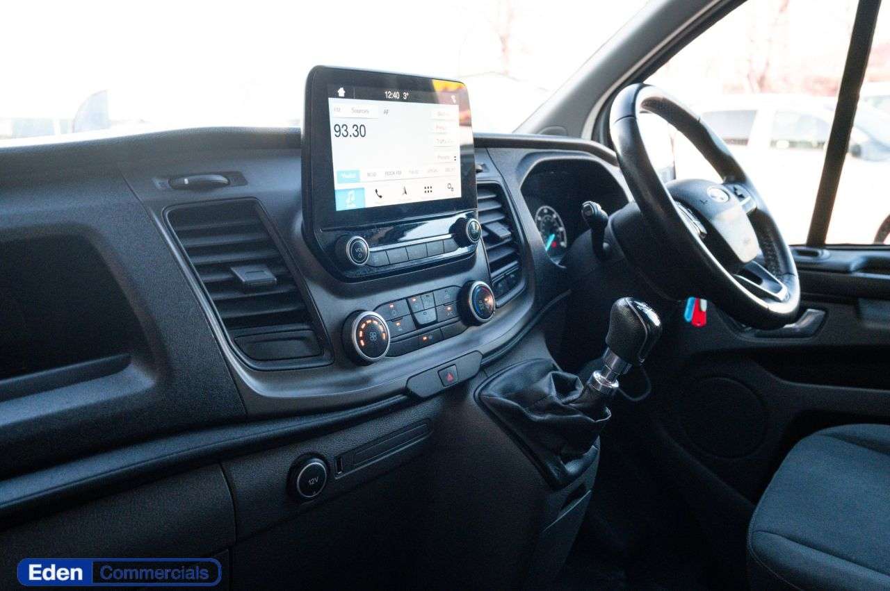 A 2019 FORD TRANSIT CUSTOM 2.0 300 EcoBlue Trend L2 H1 Euro 6 (105 ps) * EX SKY * FORD + EX SKY + NEW A 2019 FORD TRANSIT CUSTOM 2.0 300 EcoBlue Trend L2 H1 Euro 6 (105 ps) * EX SKY * FORD + EX SKY + NEW