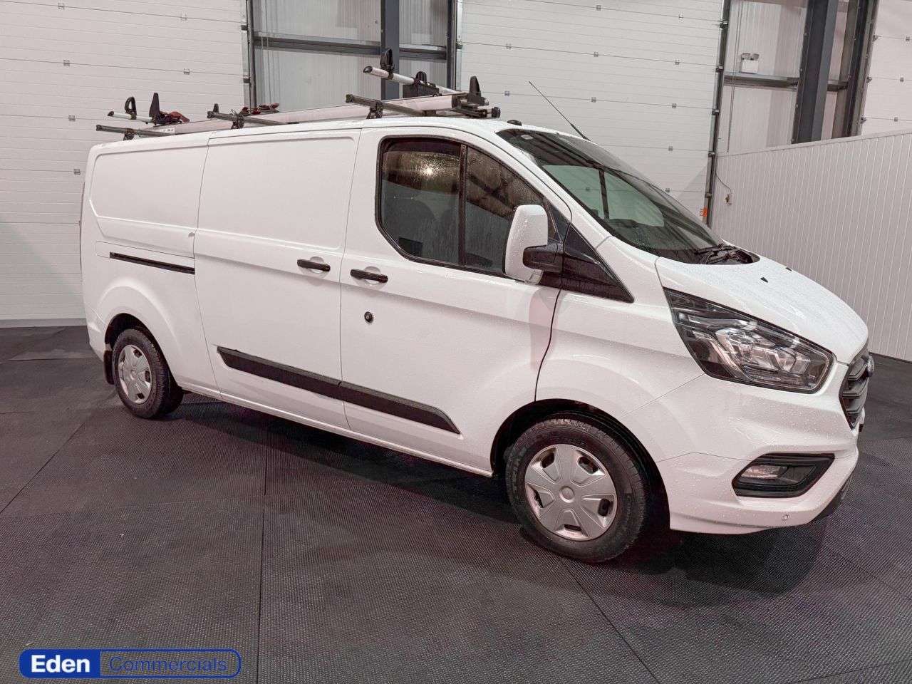 A 2018 FORD TRANSIT CUSTOM 2.0 300 EcoBlue Trend L2 H1 Euro 6 (105 ps) * EX SKY * FORD + EX SKY + NEW A 2018 FORD TRANSIT CUSTOM 2.0 300 EcoBlue Trend L2 H1 Euro 6 (105 ps) * EX SKY * FORD + EX SKY + NEW