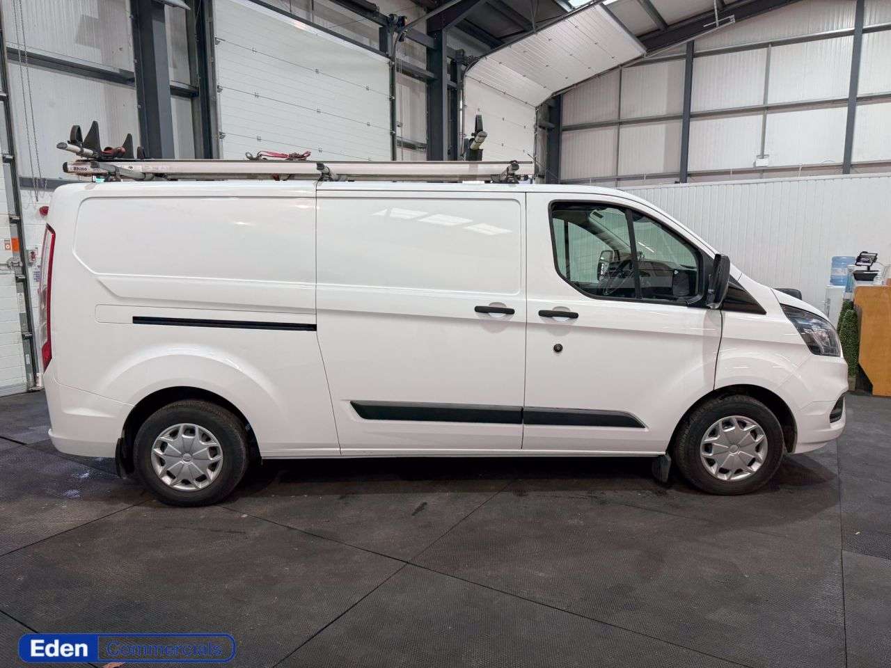 A 2019 FORD TRANSIT CUSTOM 2.0 300 EcoBlue Trend L2 H1 Euro 6 (105 ps) * EX SKY * FORD + EX SKY + NEW A 2019 FORD TRANSIT CUSTOM 2.0 300 EcoBlue Trend L2 H1 Euro 6 (105 ps) * EX SKY * FORD + EX SKY + NEW