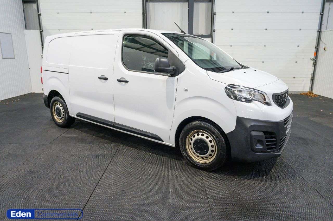 A 2023 PEUGEOT EXPERT 1.5 BlueHDi 1000 Professional Premium + Manual MWB AIR CON + MEDIA SCREEN A 2023 PEUGEOT EXPERT 1.5 BlueHDi 1000 Professional Premium + Manual MWB AIR CON + MEDIA SCREEN